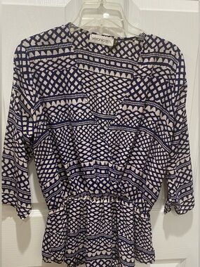 Veronicam Navy and Cream Geometric Wrap Peplum Top